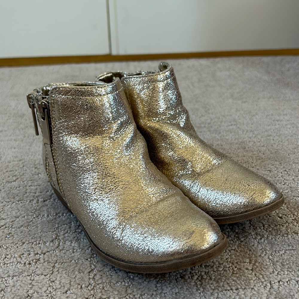 Nina Kids golden bootie with zipper